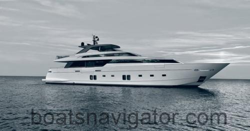 Sanlorenzo SL118 specs and reviews 